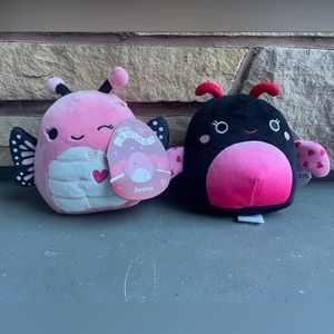 2 Squishmallows